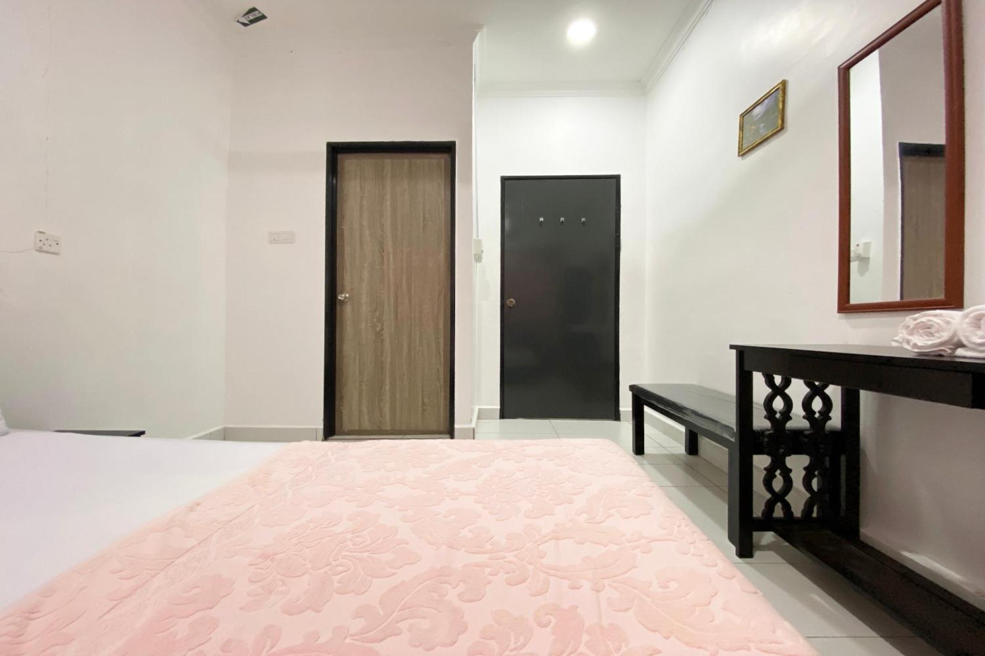 Oyo Home 90230 Dh Residence Kota Belud Екстериор снимка