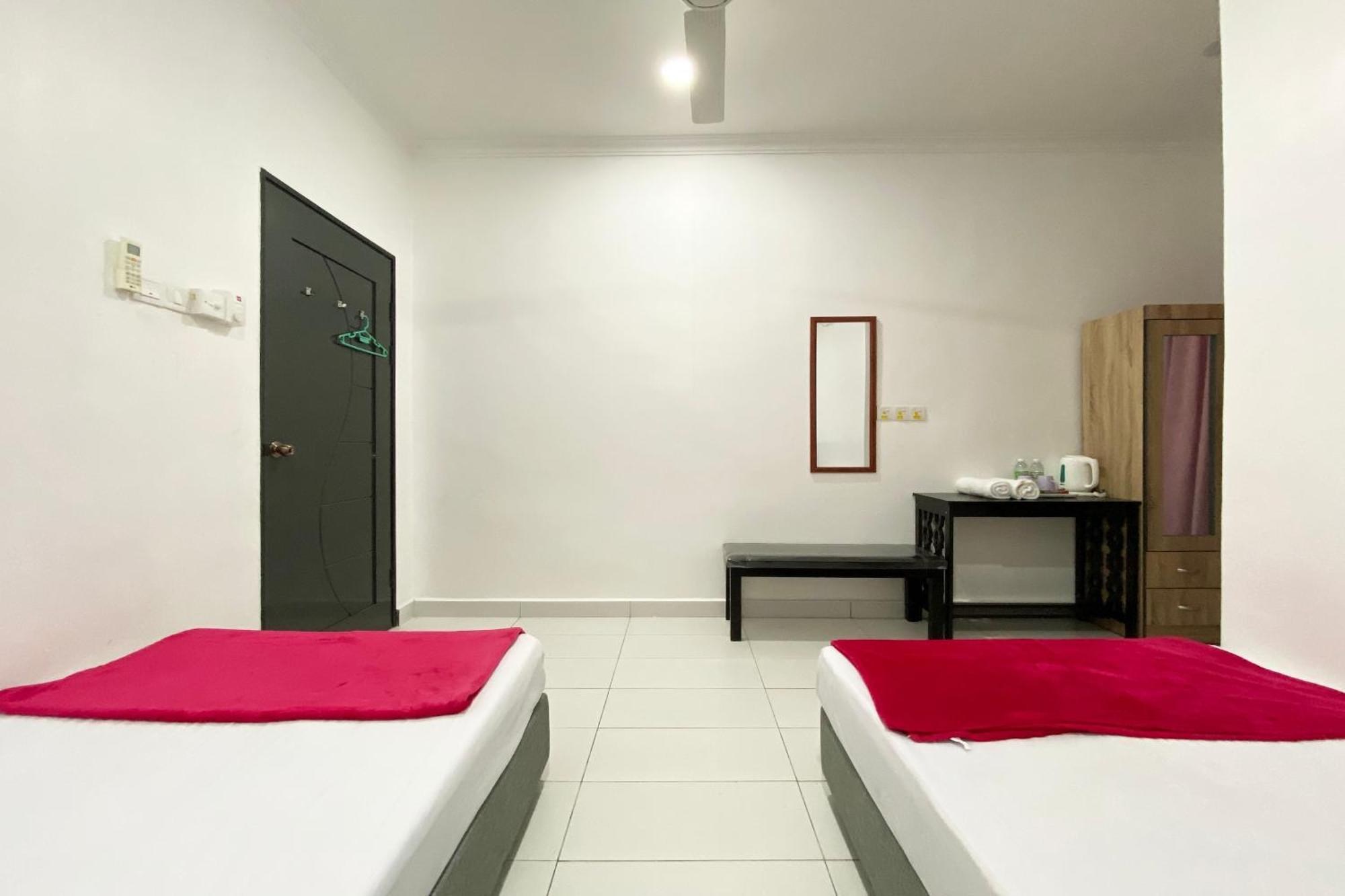 Oyo Home 90230 Dh Residence Kota Belud Екстериор снимка