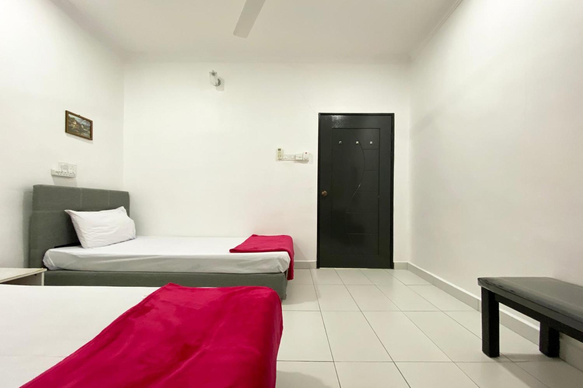 Oyo Home 90230 Dh Residence Kota Belud Екстериор снимка