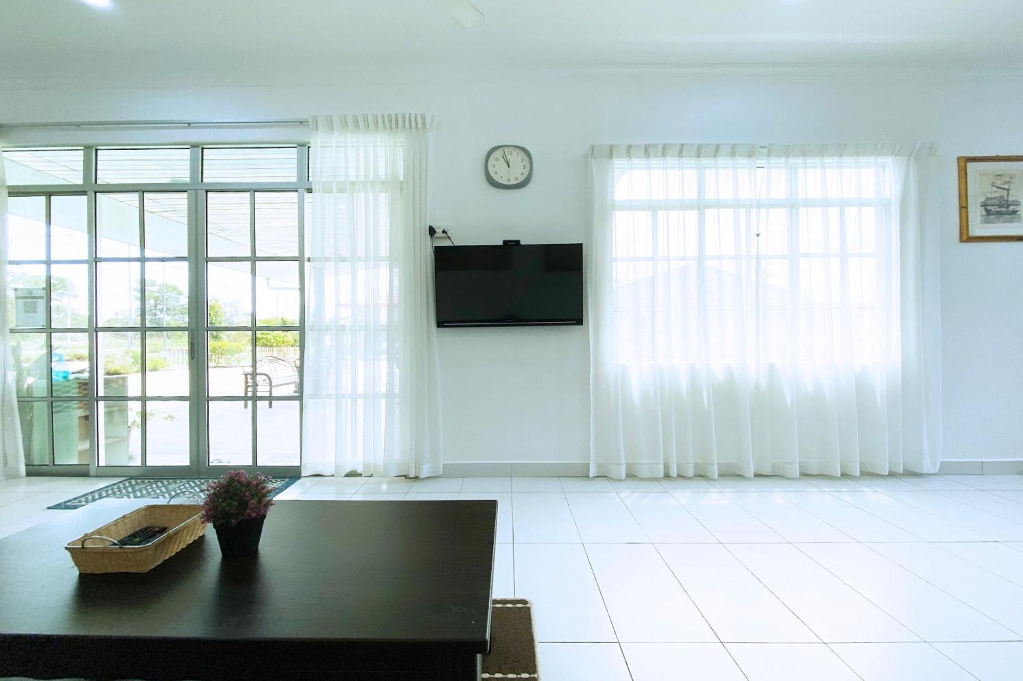Oyo Home 90230 Dh Residence Kota Belud Екстериор снимка